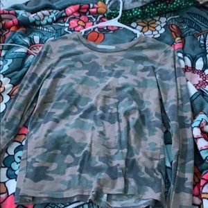 camo tee